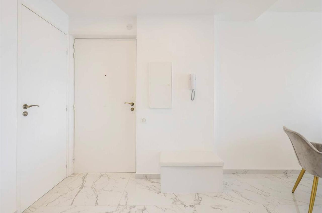 Port Azur Appartement Vallauris Buitenkant foto