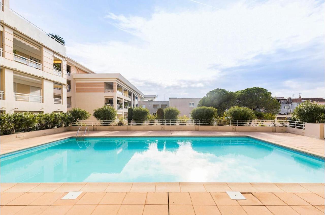 Port Azur Appartement Vallauris Buitenkant foto
