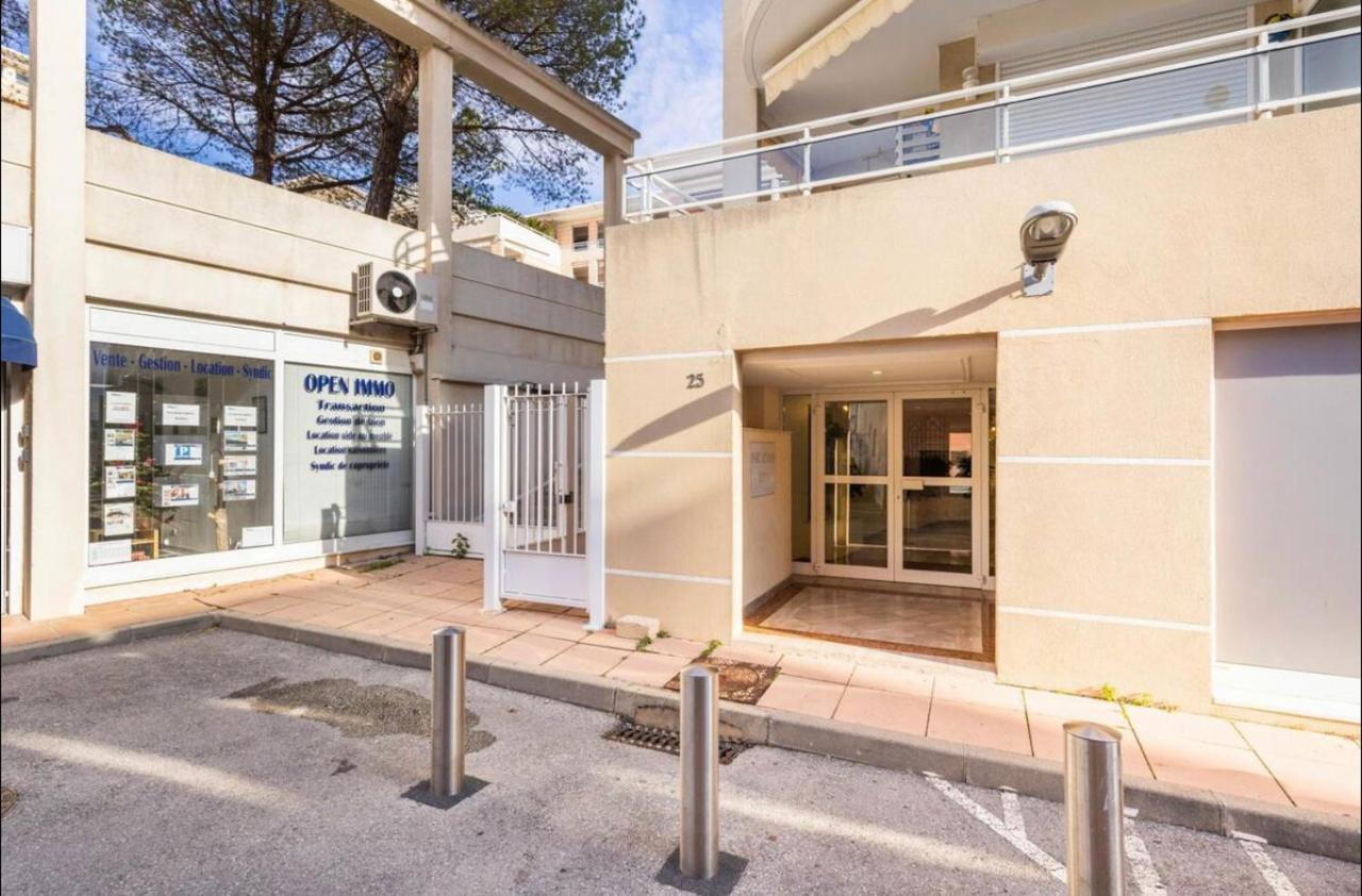 Port Azur Appartement Vallauris Buitenkant foto